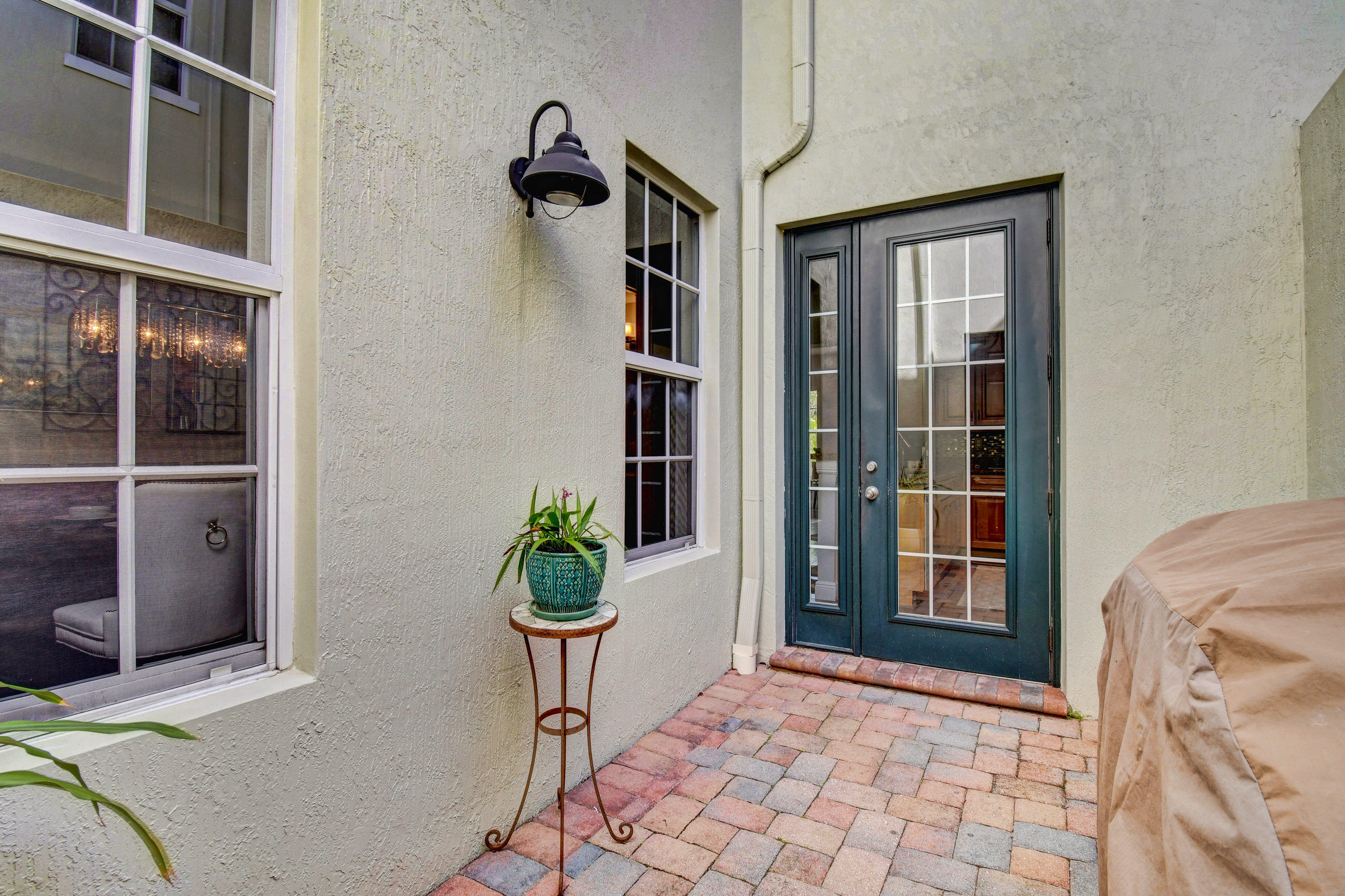 8312 Northwest 9th Avenue Boca Raton, FL 33487 - Photo 20 of 66 Atrium