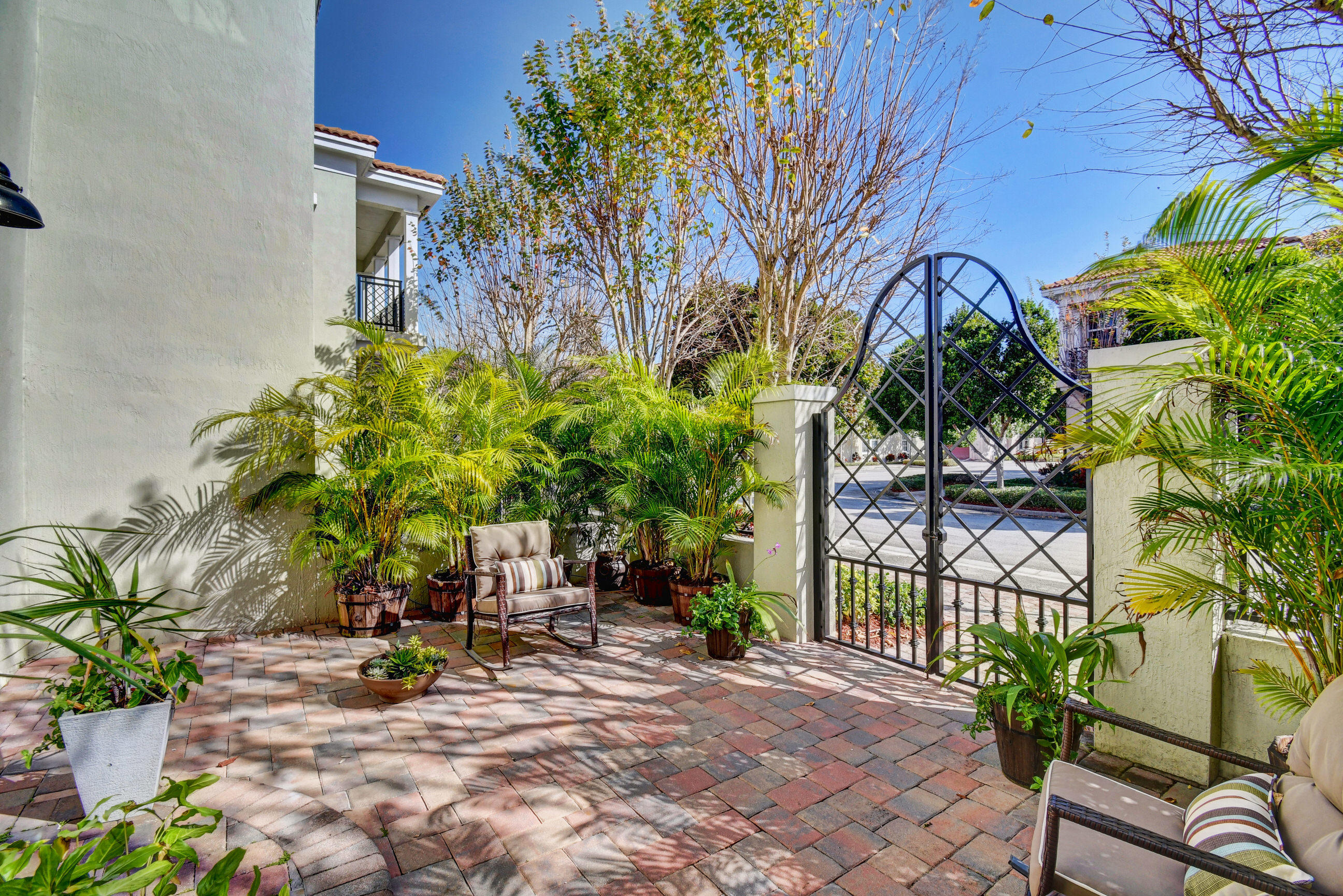 8312 Northwest 9th Avenue Boca Raton, FL 33487 - Photo 2 of 66 Entry Patio