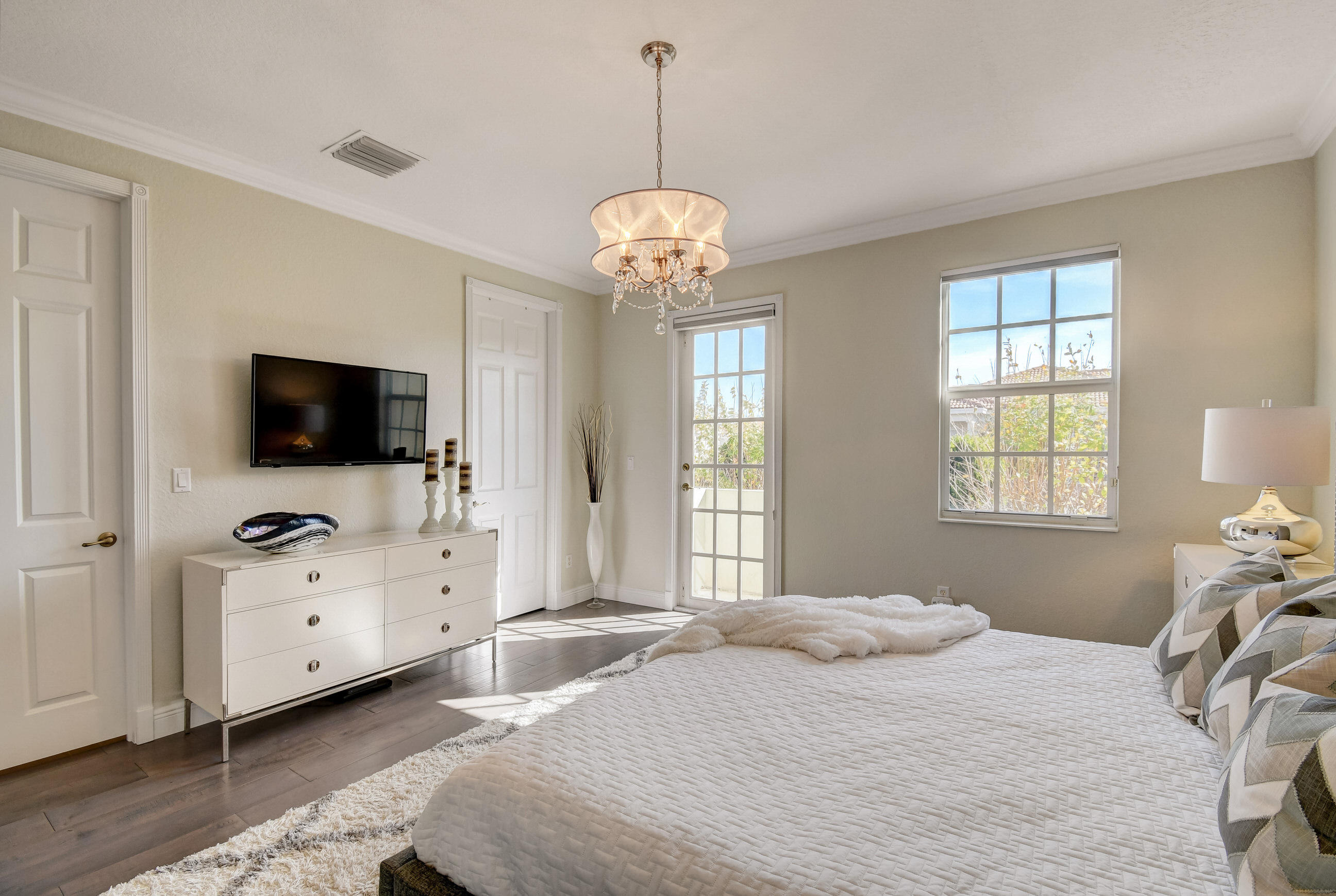 8312 Northwest 9th Avenue Boca Raton, FL 33487 - Photo 22 of 66 Master Bedroom