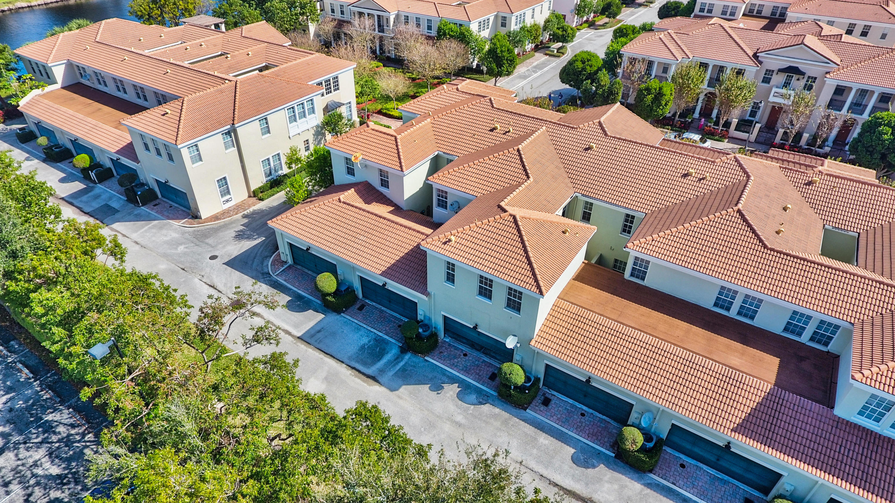 8312 Northwest 9th Avenue Boca Raton, FL 33487 - Photo 47 of 66 Back View