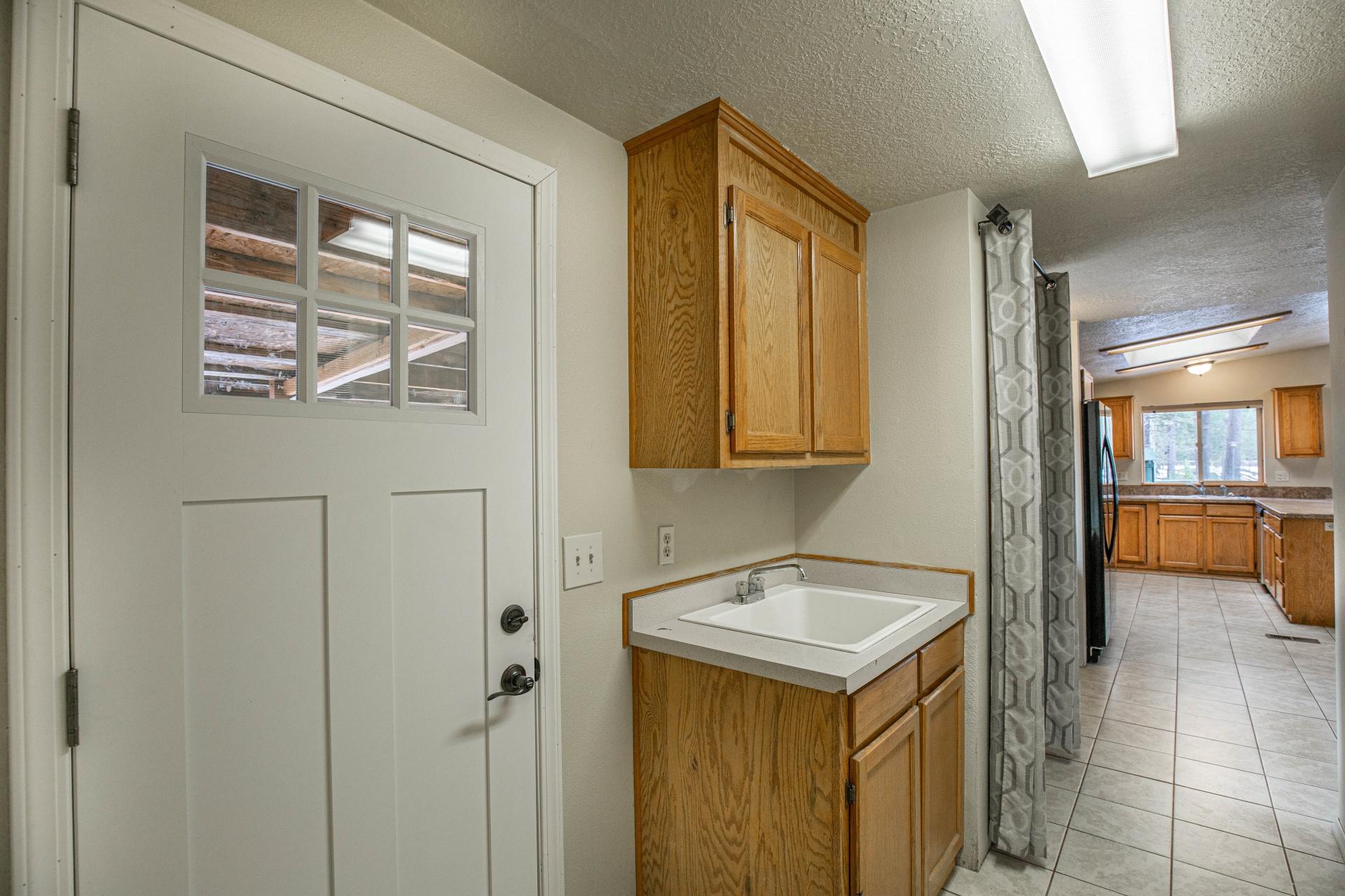 56051 Snow Goose Road Bend, OR 97707 - Photo 12 of 35 batch_012