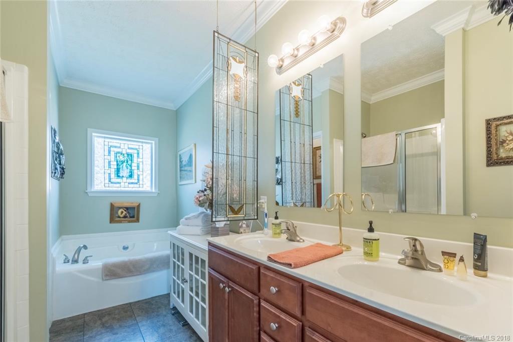 18 Spring Street Candler, NC 28715 - Photo 20 of 30 Gallery Image 20