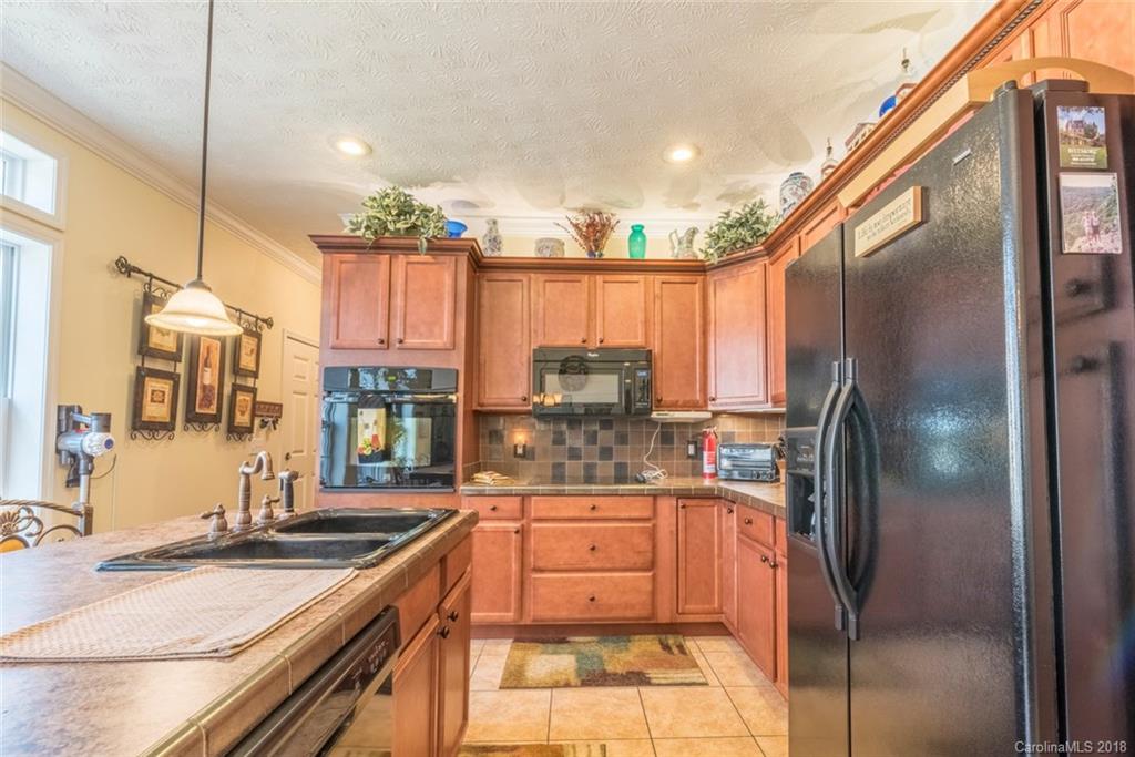 18 Spring Street Candler, NC 28715 - Photo 8 of 30 Gallery Image 8