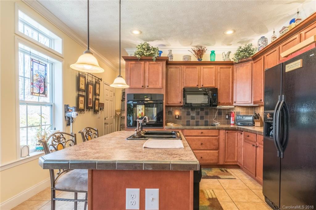 18 Spring Street Candler, NC 28715 - Photo 10 of 30 Gallery Image 10