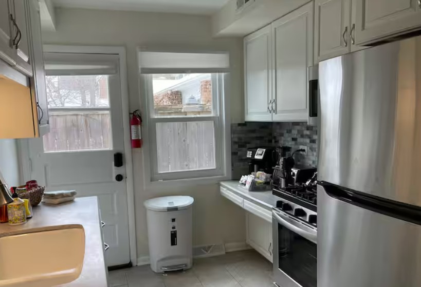 774 Green Bay Road Winnetka, IL 60093 - Photo 10 of 25 Gallery Image 10