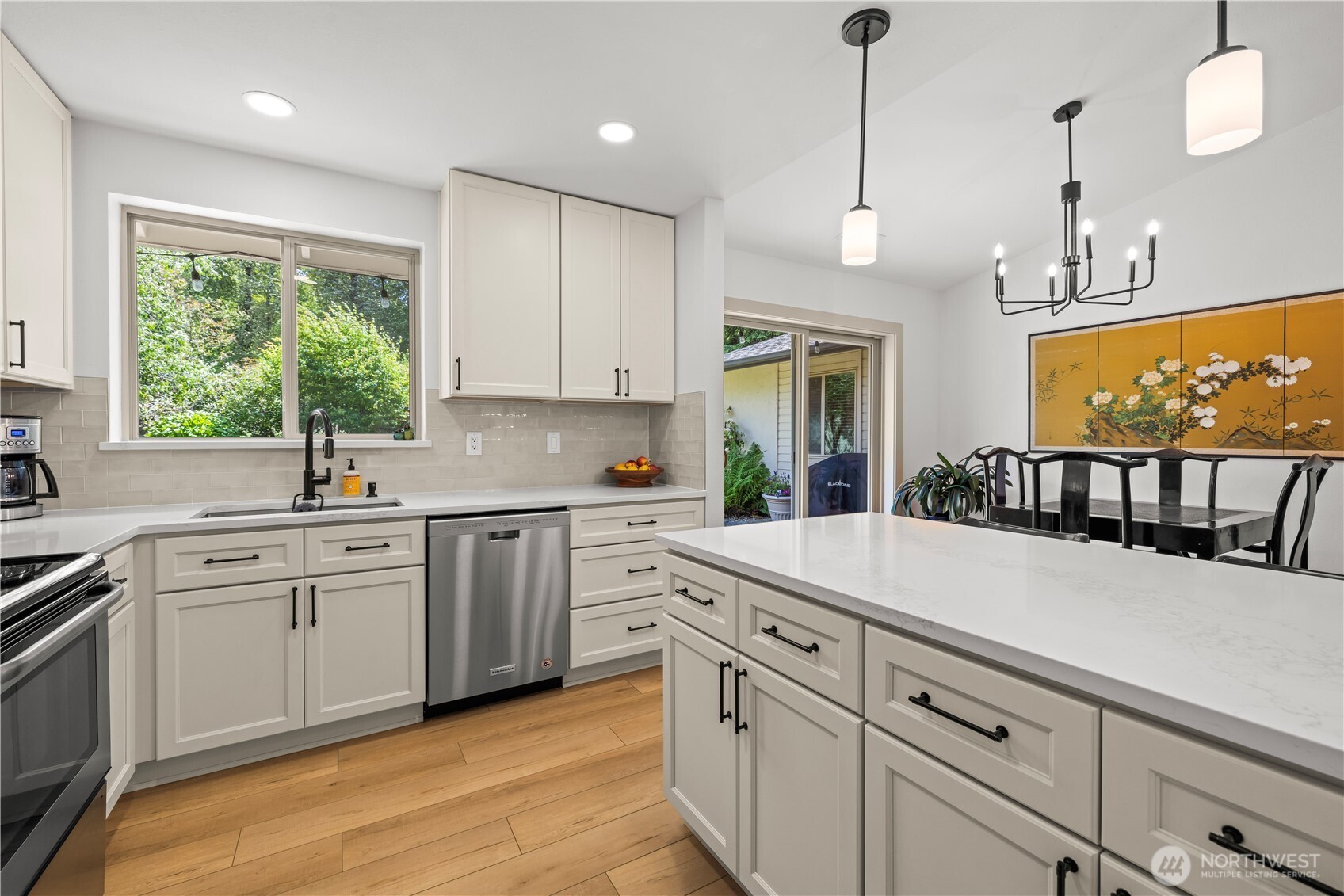 16516 133rd Place Southeast Renton, WA 98058 - Photo 15 of 35