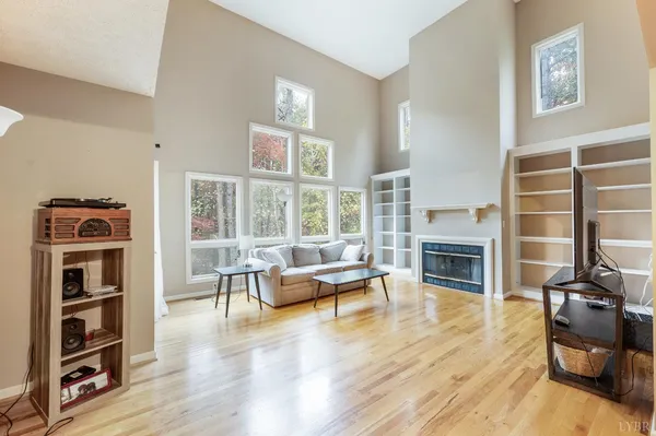 $349,900 | 201 Mallard Drive, Lynchburg, VA 24503