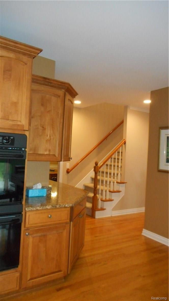 574 Springview Drive Rochester, MI 48307 - Photo 23 of 54 031.JPG