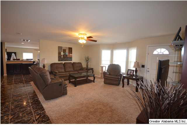 2242 Logan Street Cullman, AL 35055 - Photo 8 of 23