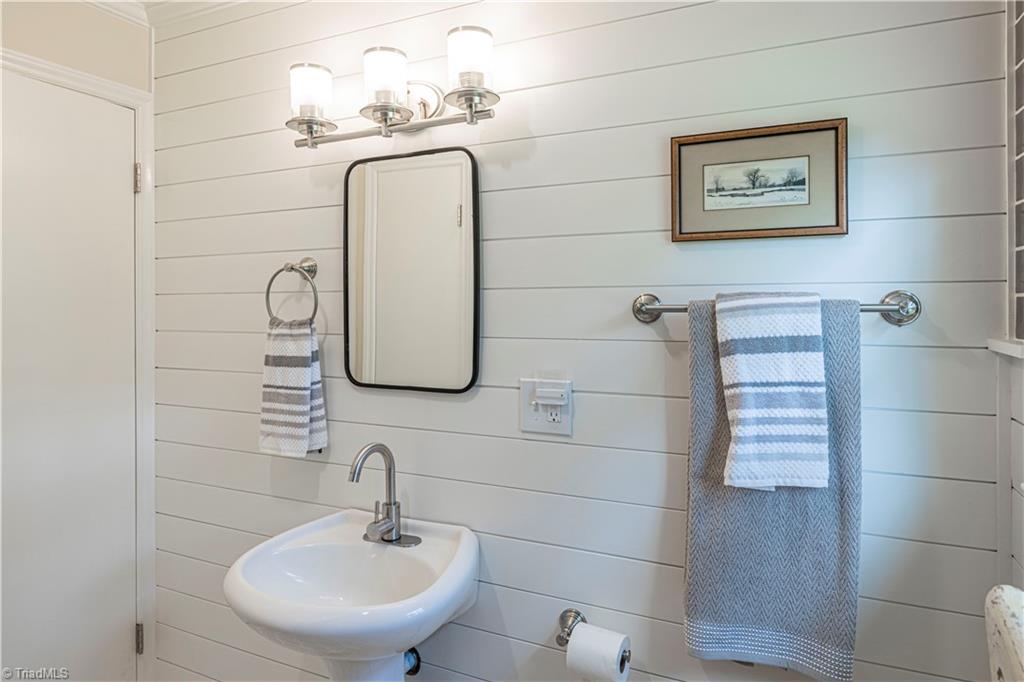 3370 Harper Road Clemmons, NC 27012 - Photo 18 of 38 Gallery Image 18
