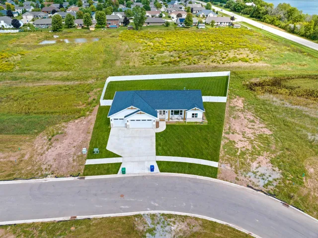 $69,900 | 400 Battery Avenue, Unit 228, De Pere, WI 54115