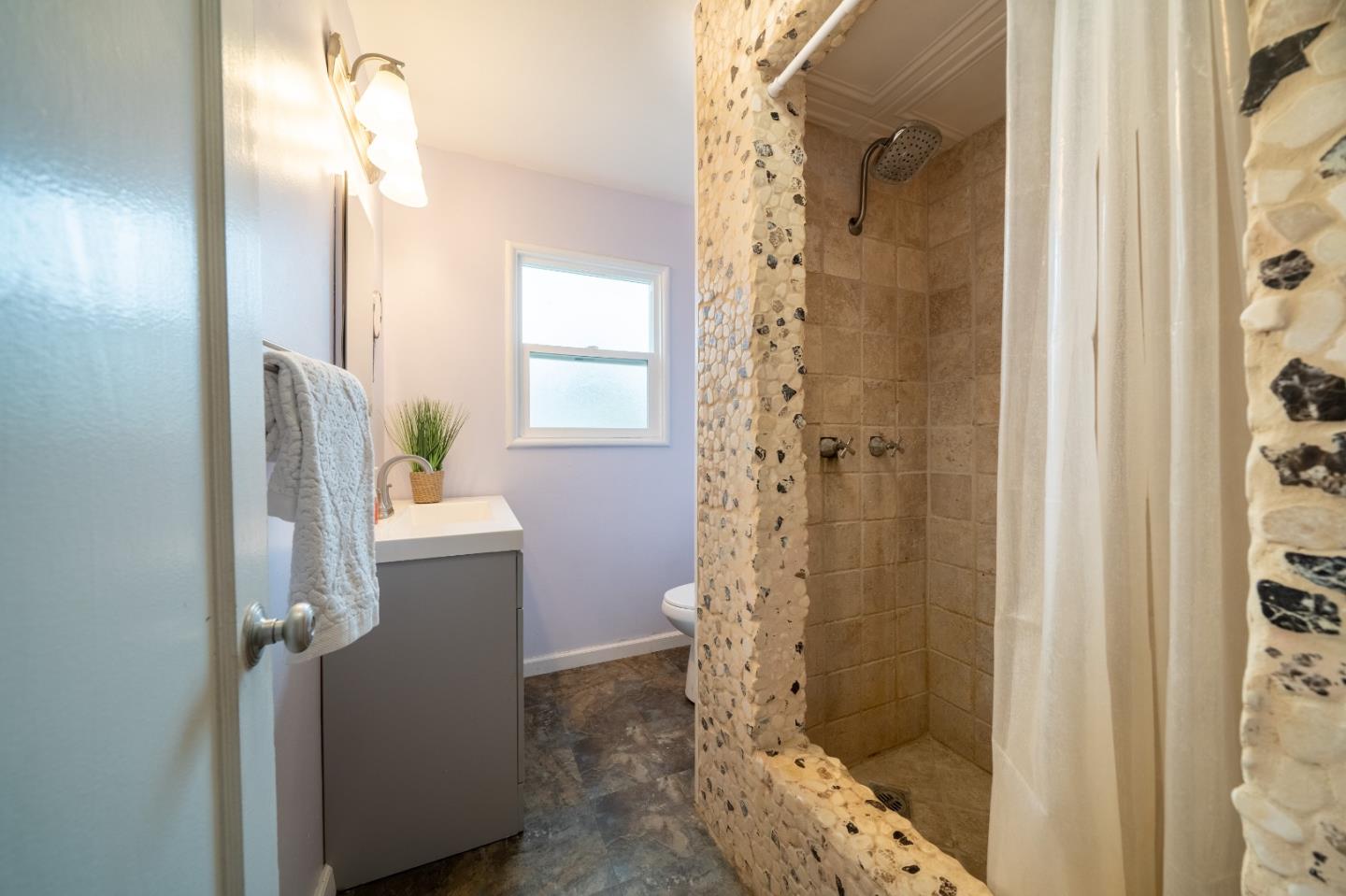 20 Taylor Road Watsonville, CA 95076 - Photo 12 of 34 Gallery Image 12