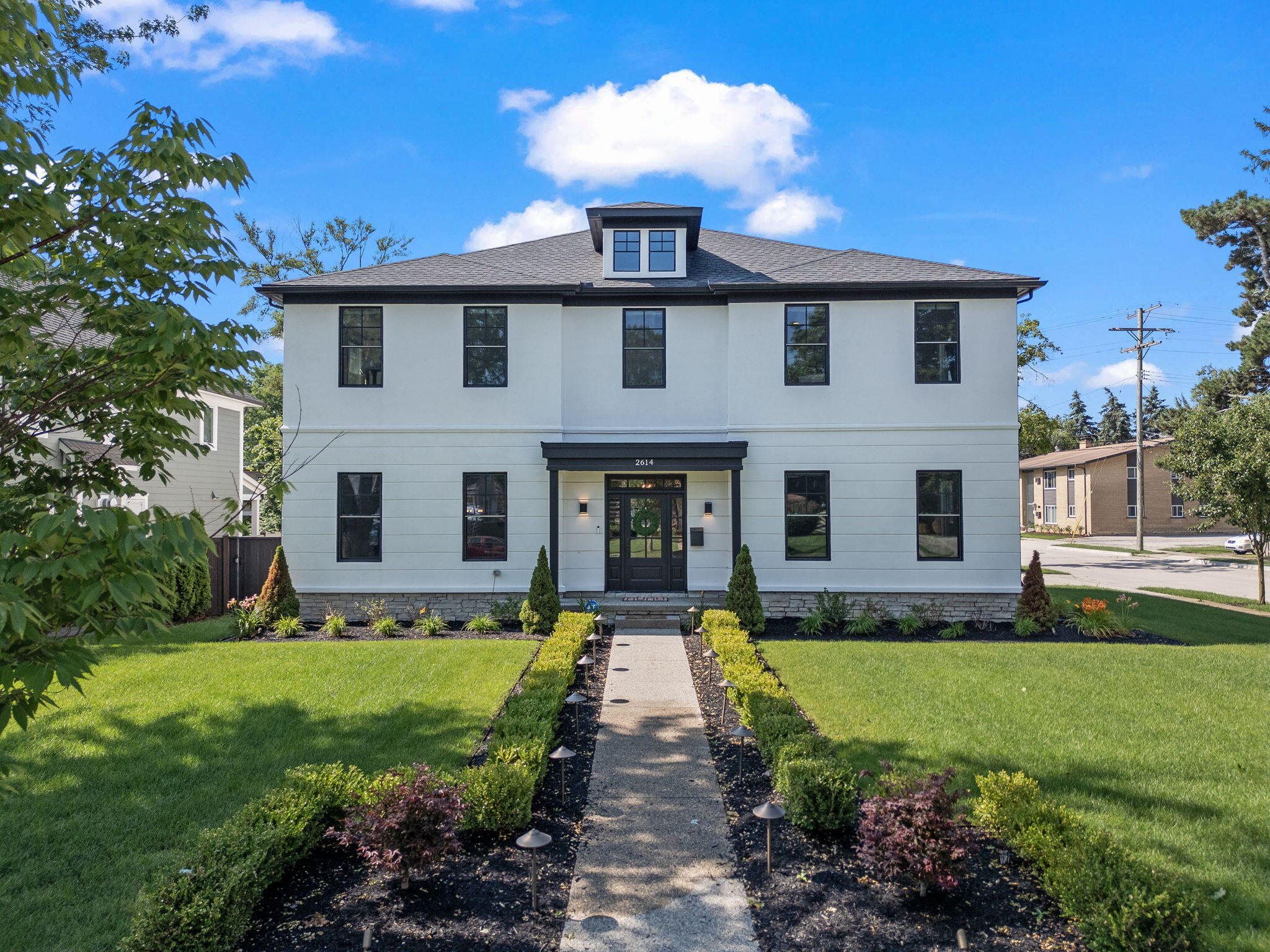 2614 Yorkshire Road Birmingham, MI 48009 - Photo 1 of 1 6-web-or-mls-DJI_0376