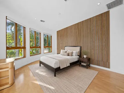 $4,395,000 | 450 Victoria Terrace, Fort Lauderdale, FL 33301