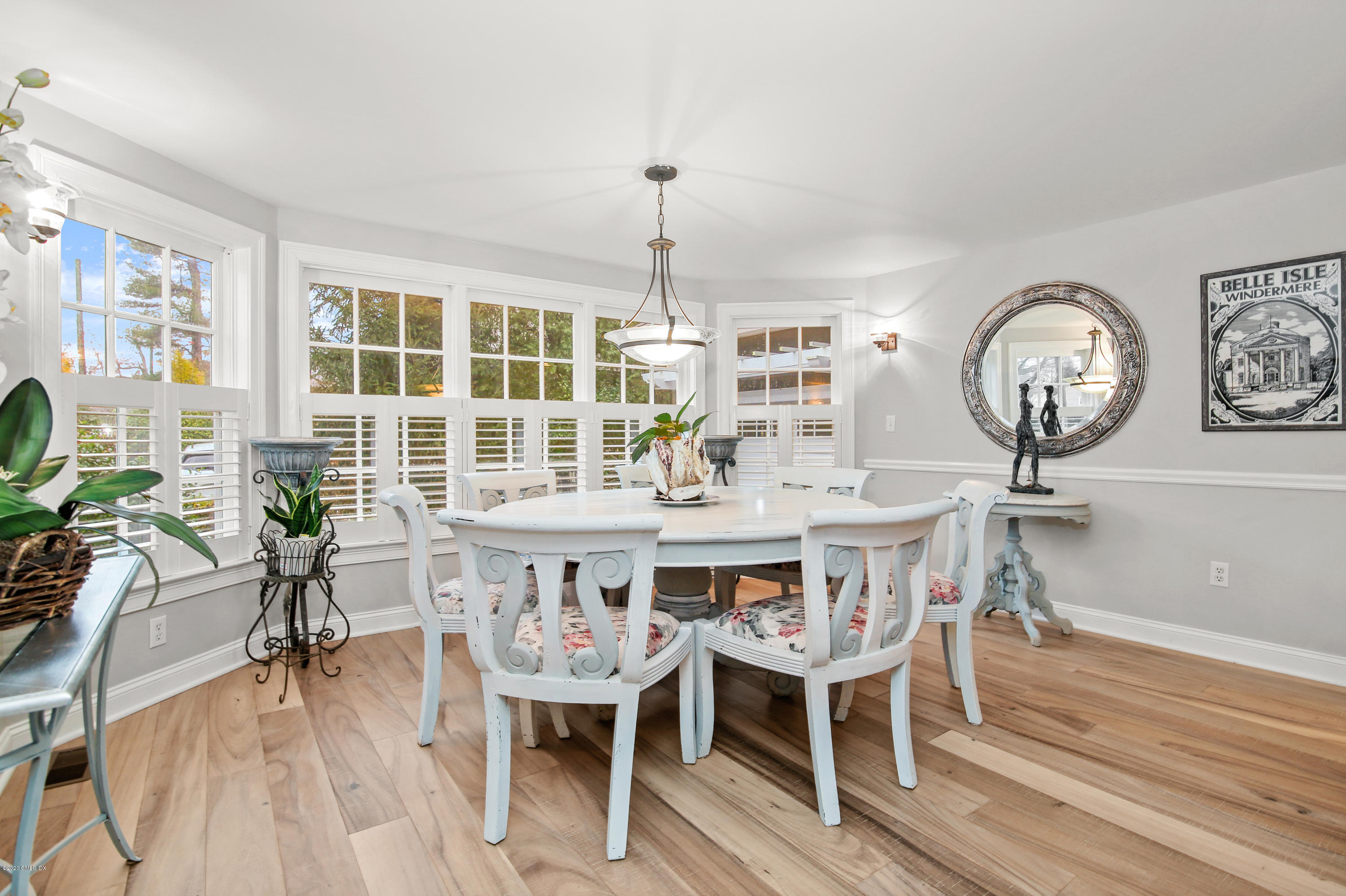 112 Shore Road Old Greenwich, CT 06870 - Photo 8 of 25 DIning Room