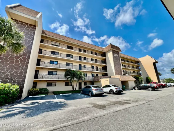 $2,650 | 8494 Ridgewood Avenue, Unit 4405, Cape Canaveral, FL 32920