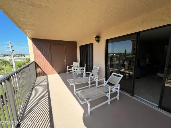 $2,650 | 8494 Ridgewood Avenue, Unit 4405, Cape Canaveral, FL 32920