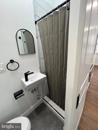 $900 | 2145 Elkins Avenue, Unit A, Philadelphia, PA 19144