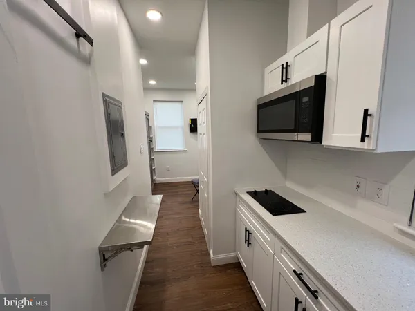 $900 | 2145 Elkins Avenue, Unit A, Philadelphia, PA 19144