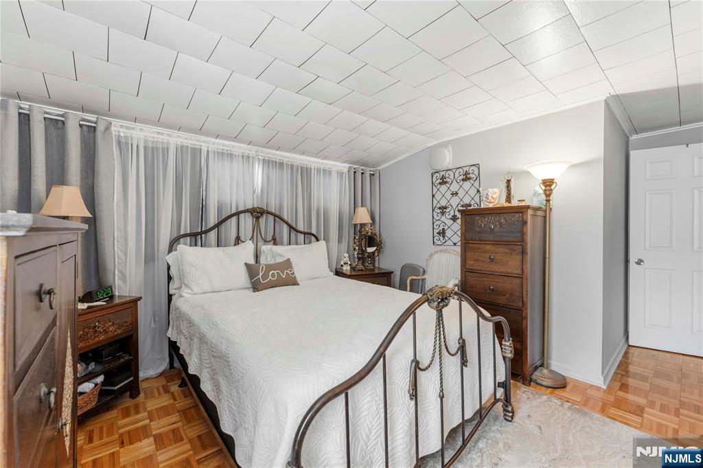 24 Robertson Road West Orange, NJ 07052 - Photo 12 of 27