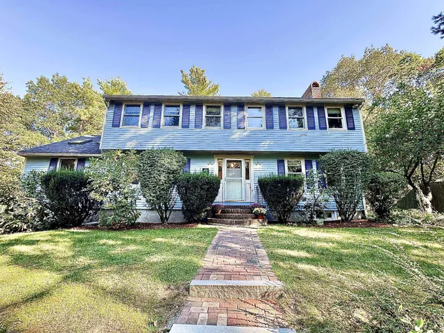 $685,000 | 93 Faith Drive, Hampstead, NH 03841