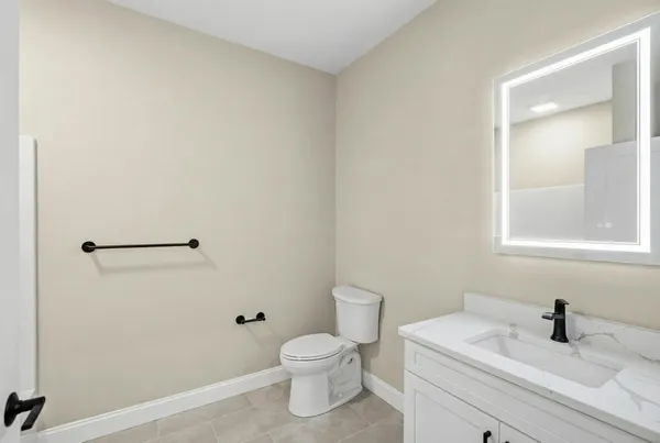 $489,900 | 10100 South Willow Street, Unit 208, Manchester, NH 03109