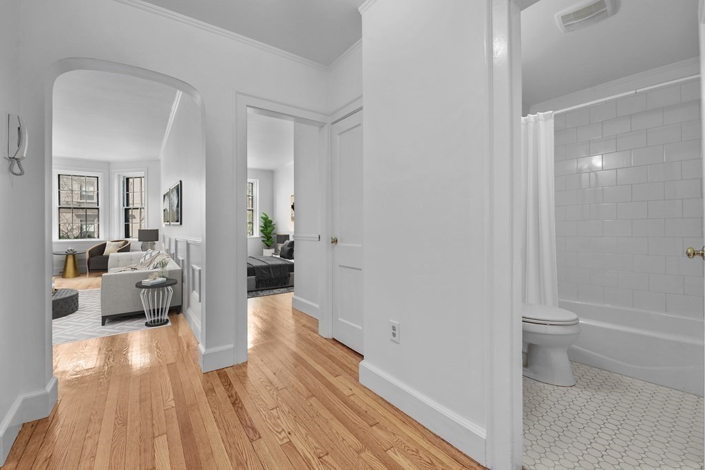 125 Beacon Street, Unit 5 Boston, MA 02116 - Photo 6 of 13 a bathroom with a sink and a toilet