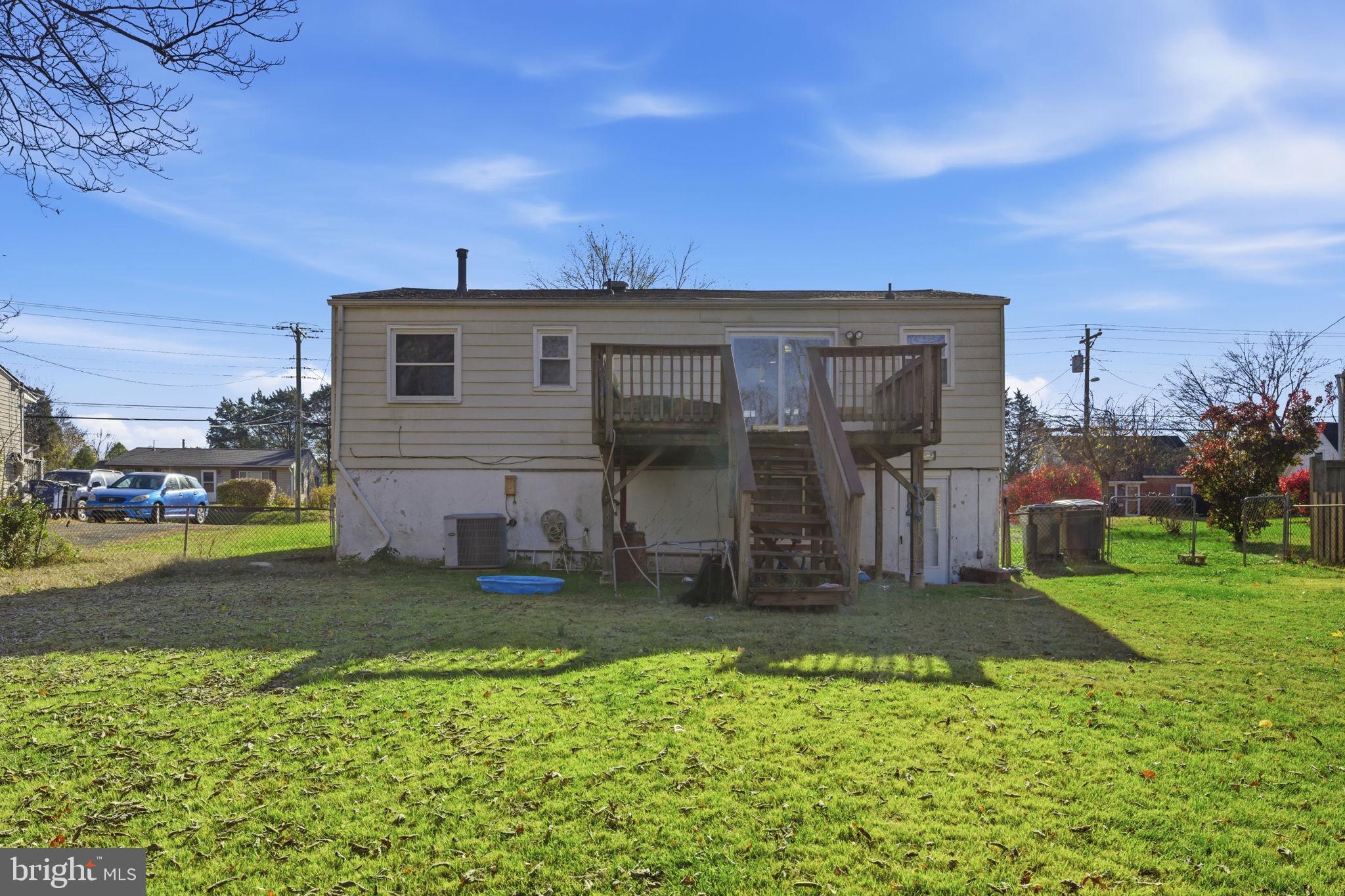 7812 Amherst Drive Manassas, VA 20111 - Photo 30 of 36 a view of a back yard of the house