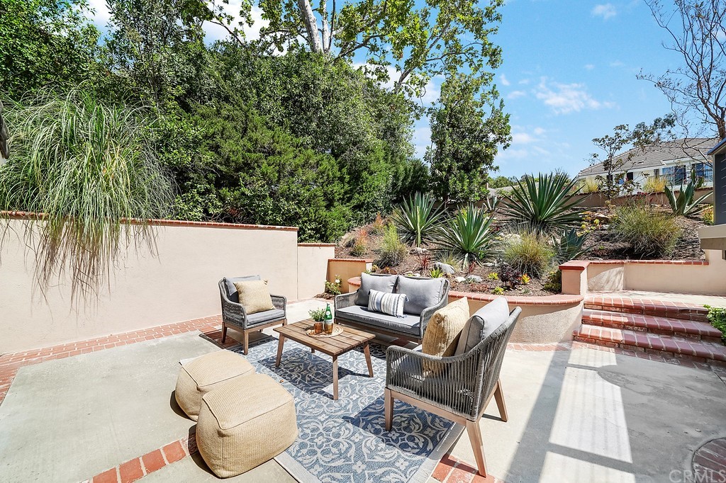 1902 Derby Drive North Tustin, CA 92705 - Photo 4 of 67 Enjoy the desert-inspired flora