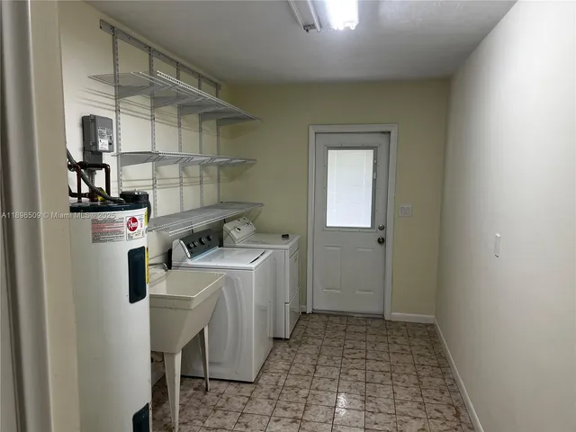 $6,000 | 7751 Southwest 131st Street, Pinecrest, FL 33156