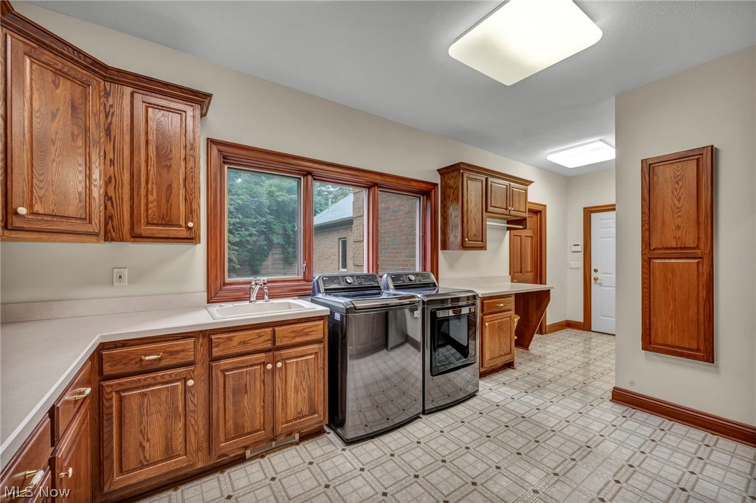 7282 Pinehill Road Painesville, OH 44077 - Photo 24 of 48