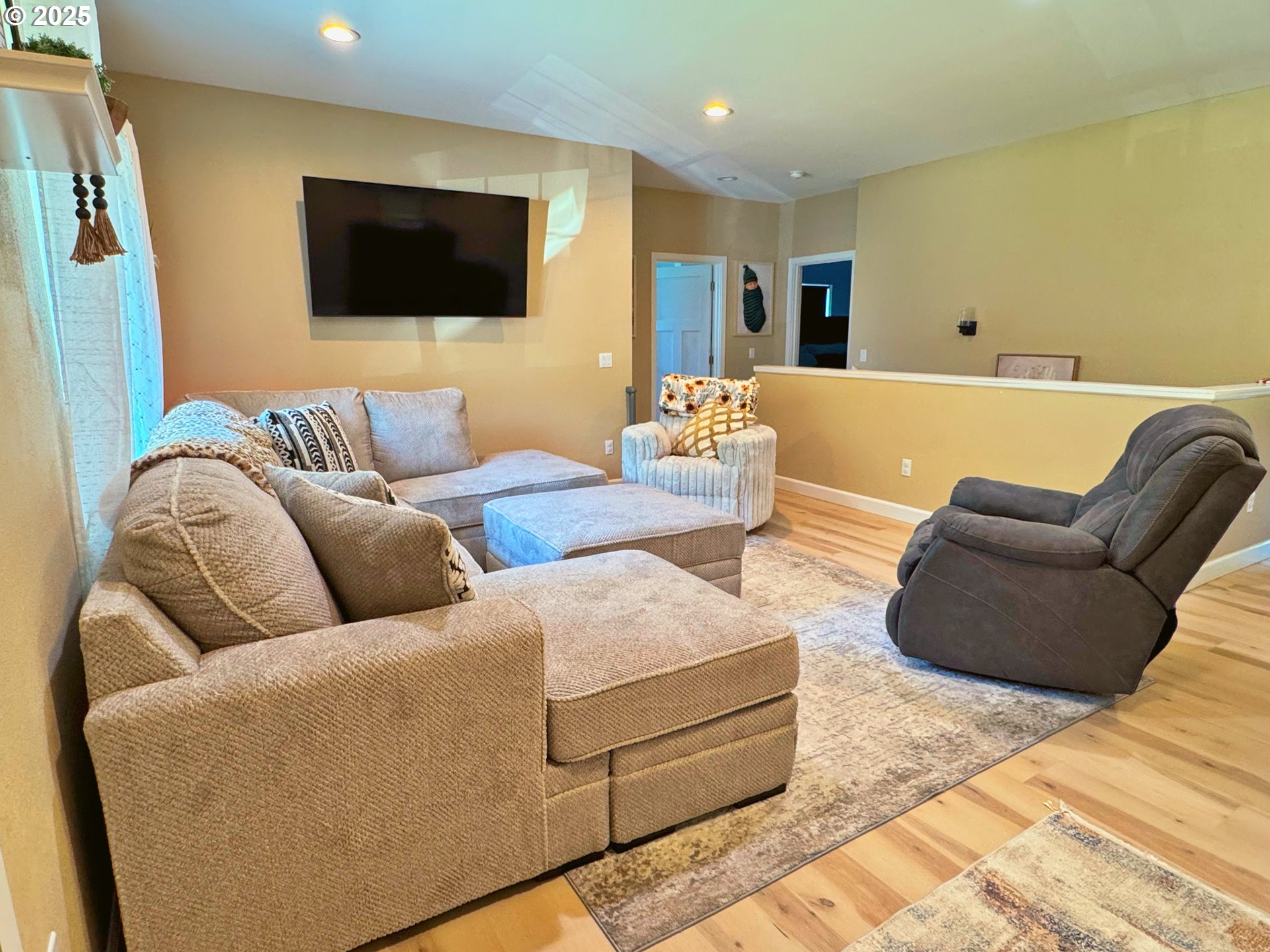 1118 South 11th Street Coos Bay, OR 97420 - Photo 6 of 46