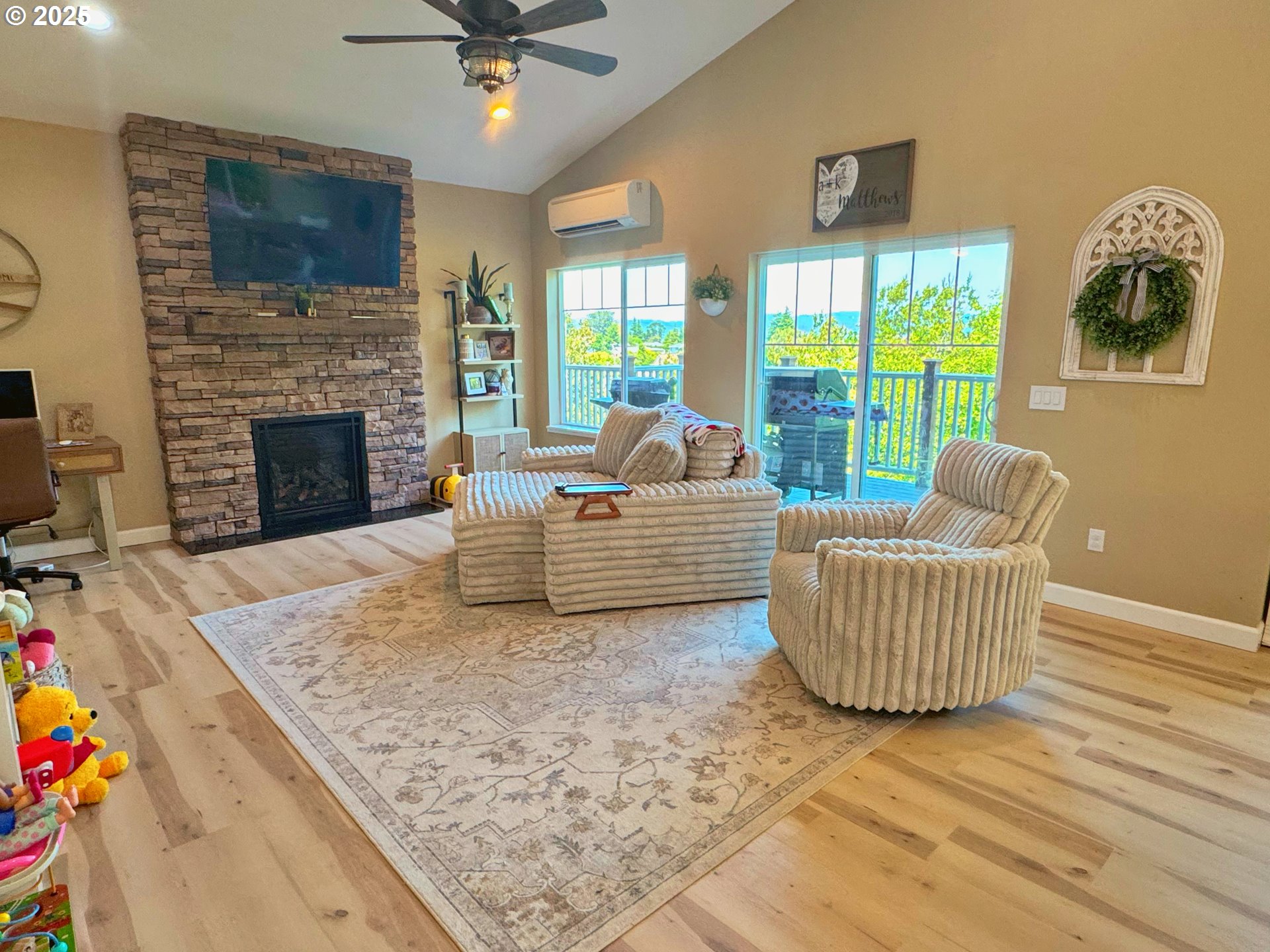 1118 South 11th Street Coos Bay, OR 97420 - Photo 7 of 46