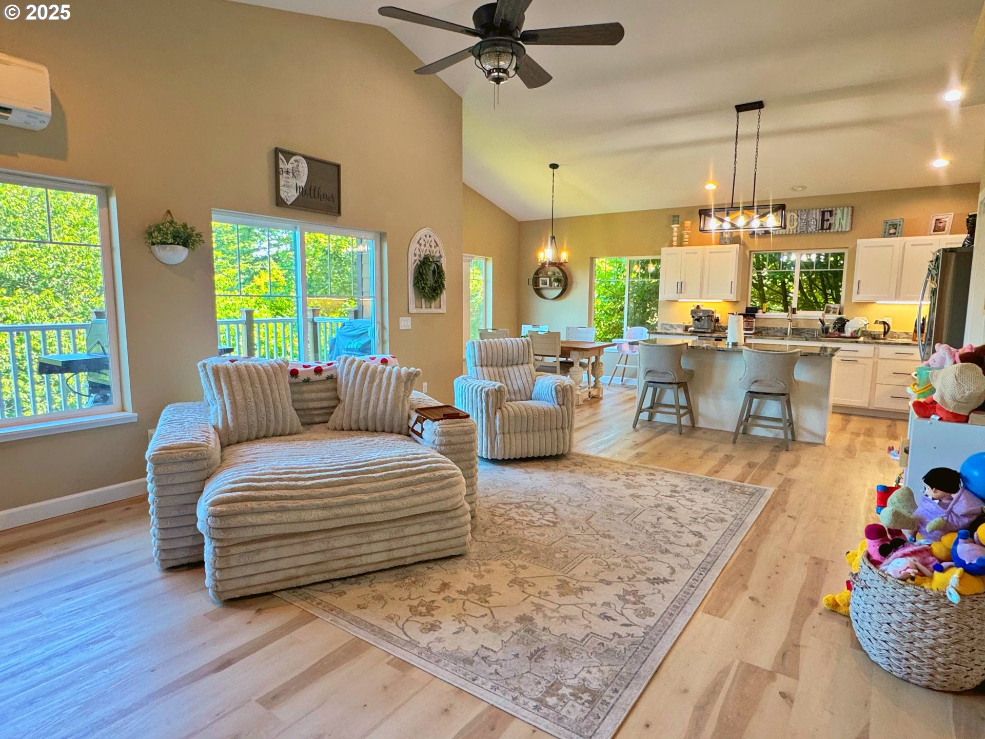 1118 South 11th Street Coos Bay, OR 97420 - Photo 10 of 46