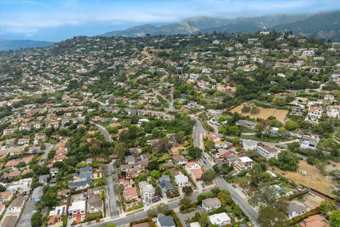 $1,950,000 | 535 Alameda Padre Serra, Santa Barbara, CA 93103
