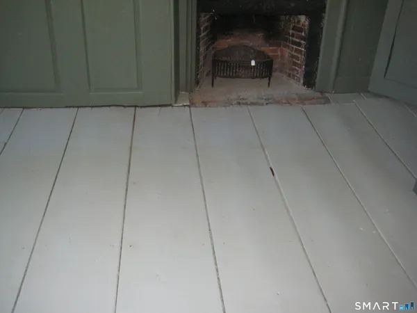 $250,000 | 8 Vergason Avenue, Norwich, CT 06360