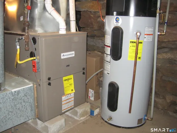 $250,000 | 8 Vergason Avenue, Norwich, CT 06360