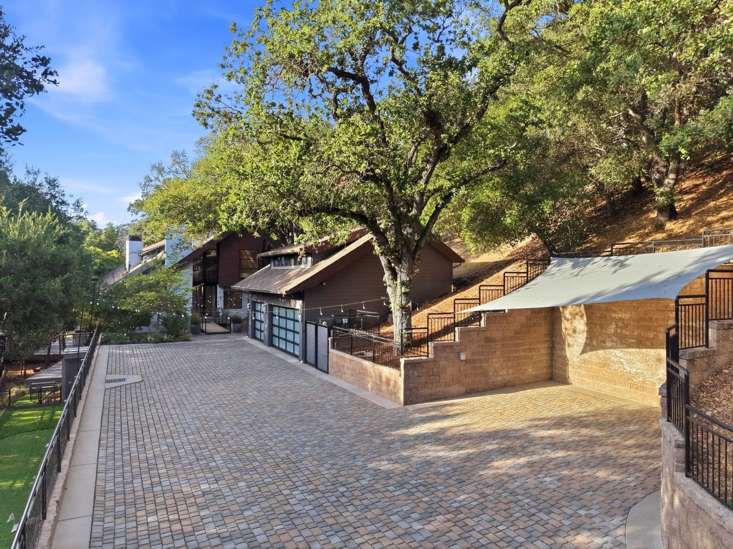 217 Mistletoe Road Los Gatos, CA 95032 - Photo 80 of 126 Gallery Image 80