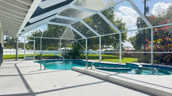 $694,900 | 601 Dark Hammock Road, Fort Pierce, FL 34947