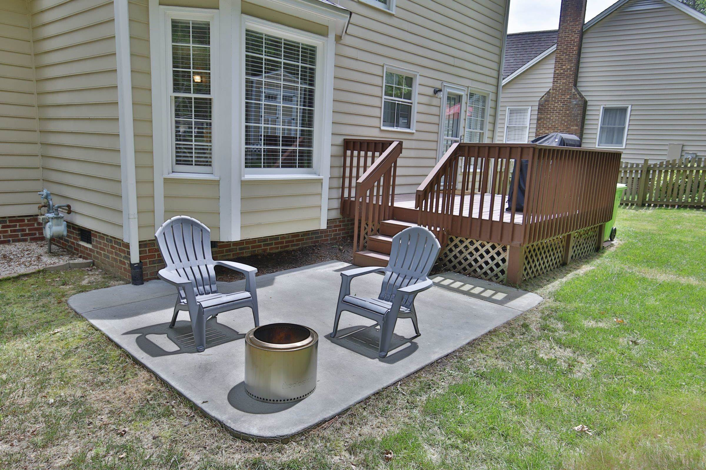 11941 North Exeter Way Raleigh, NC 27613 - Photo 29 of 32 Patio and Deck