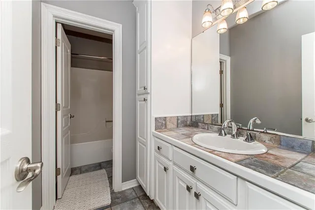 $595,000 | 42251 Jefferson Drive, Hammond, LA 70403