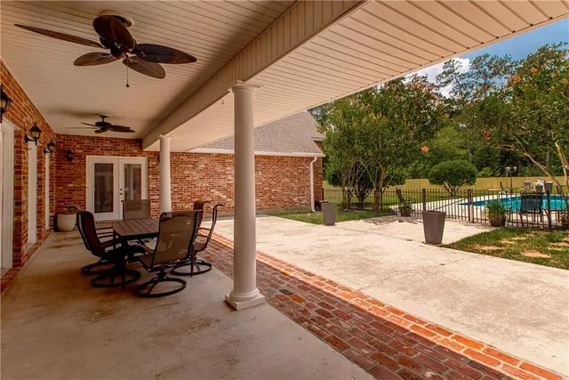 $595,000 | 42251 Jefferson Drive, Hammond, LA 70403
