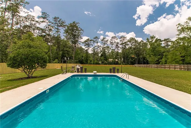 $595,000 | 42251 Jefferson Drive, Hammond, LA 70403