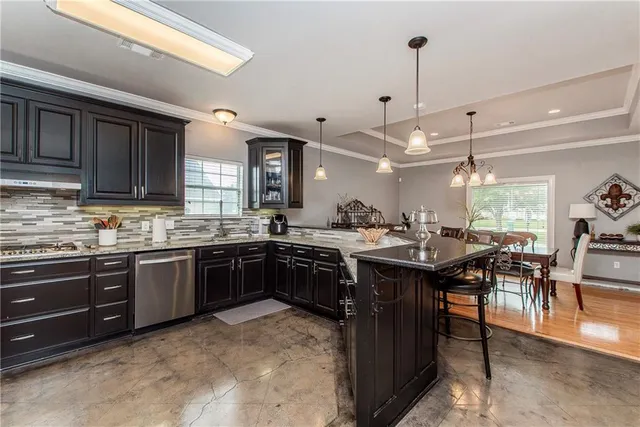 $595,000 | 42251 Jefferson Drive, Hammond, LA 70403