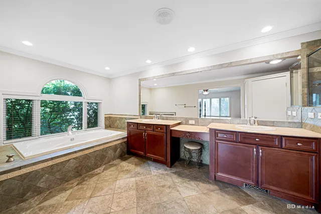 $779,900 | 10652 Lexington Court, Frankfort, IL 60423