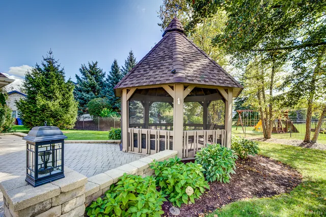 $779,900 | 10652 Lexington Court, Frankfort, IL 60423