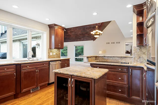 $779,900 | 10652 Lexington Court, Frankfort, IL 60423