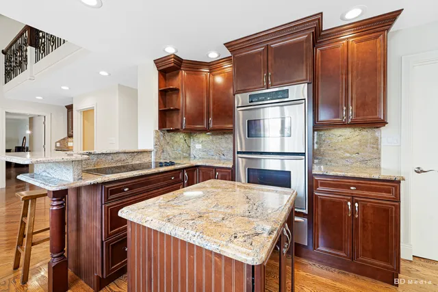 $779,900 | 10652 Lexington Court, Frankfort, IL 60423