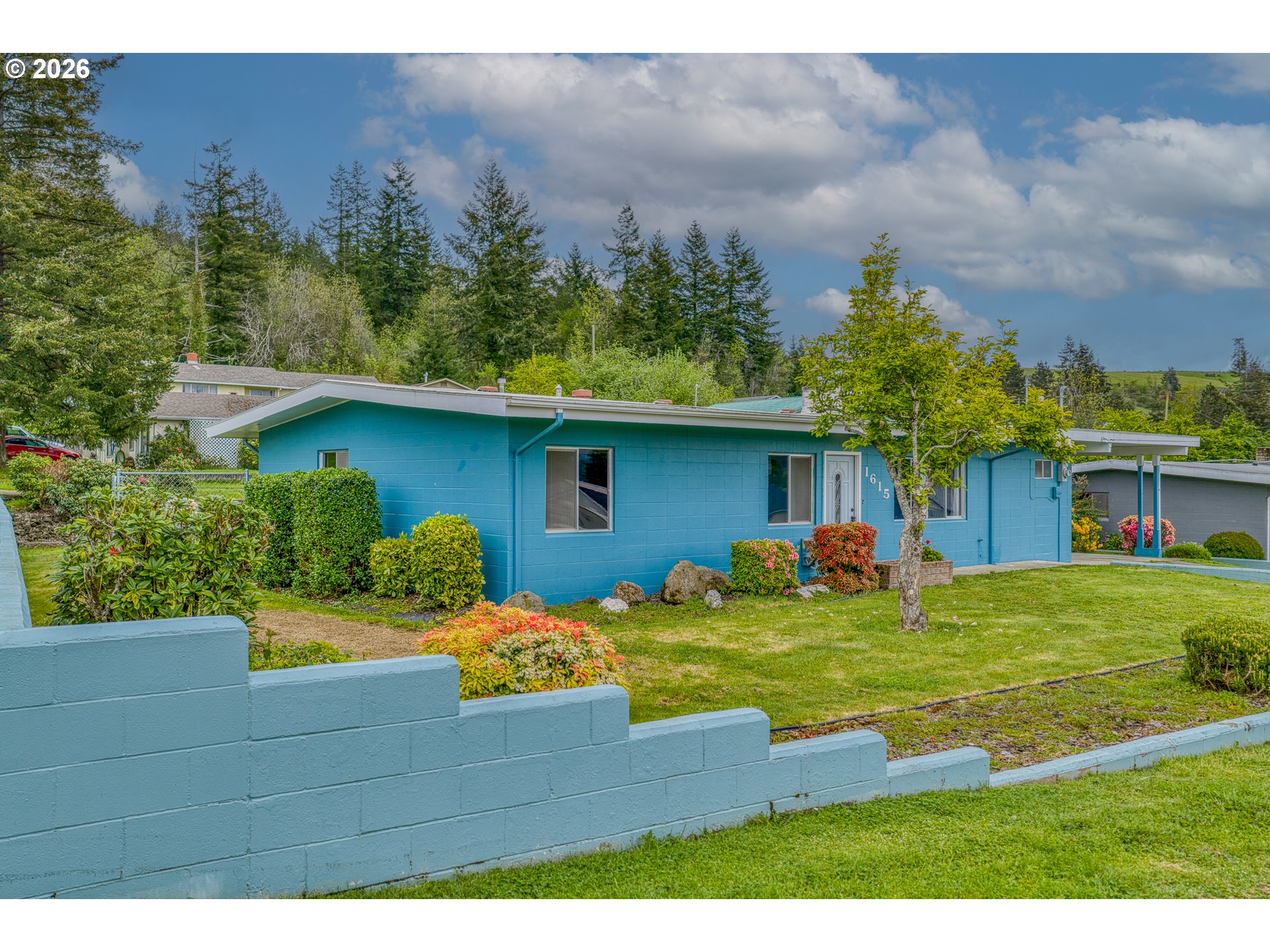 1615 19th Street Myrtle Point, OR 97458 - Photo 2 of 46 Gallery Image 2