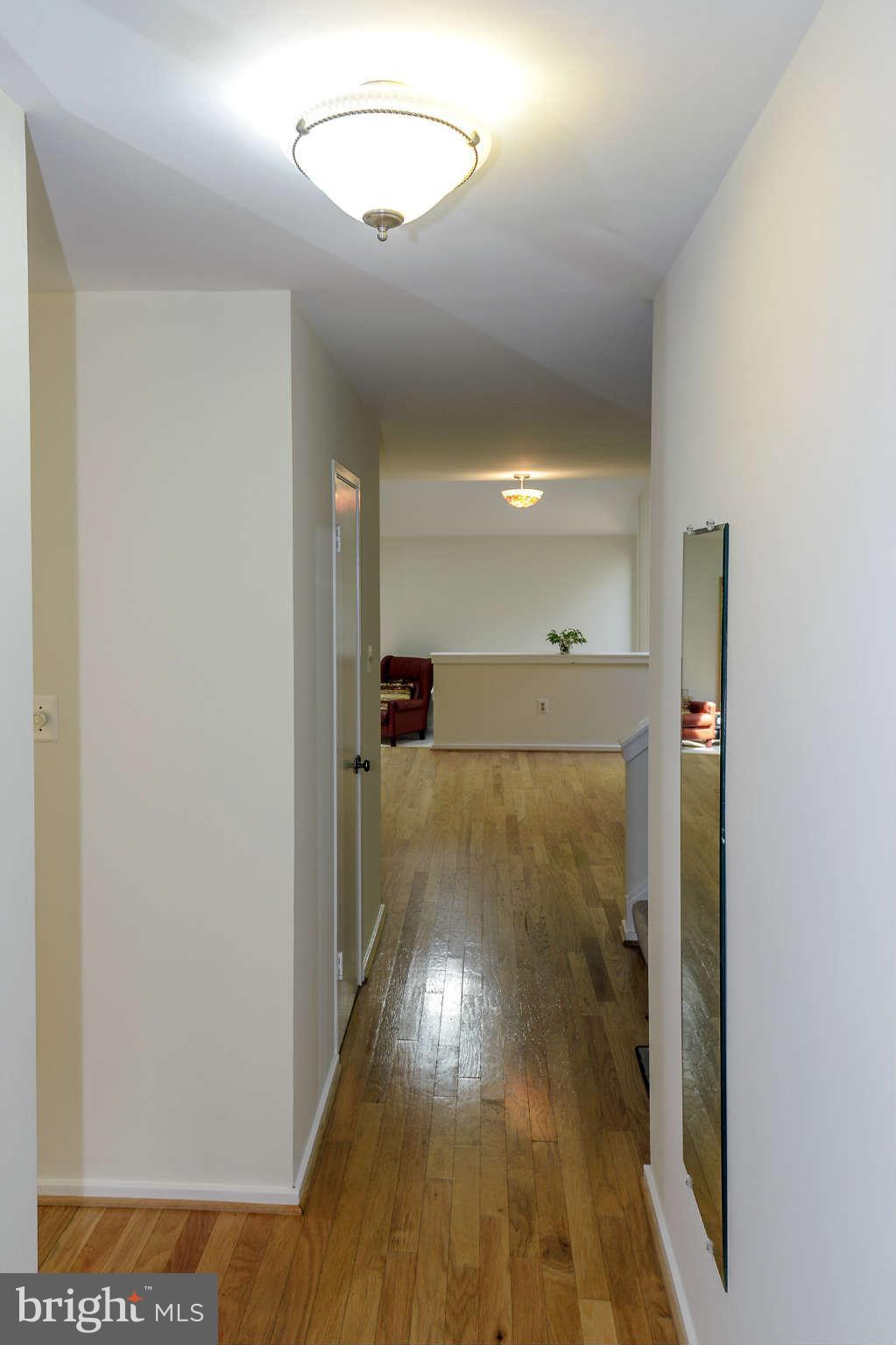 2409 Glade Bank Way Reston, VA 20191 - Photo 9 of 30 Interior (General)